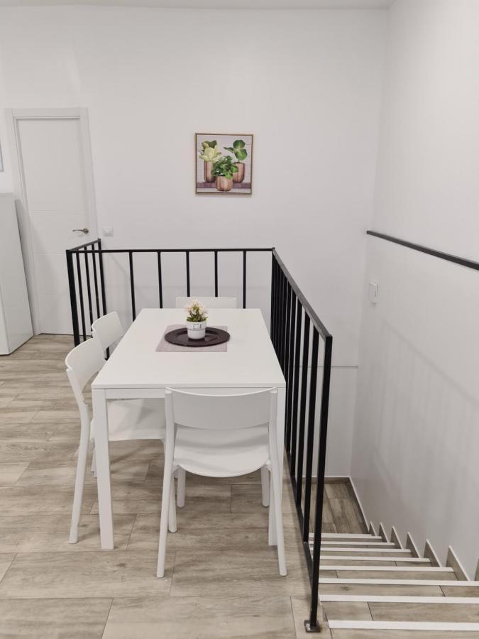 شقة مدريد  في M-A Apartamento Duplex Jaen المظهر الخارجي الصورة